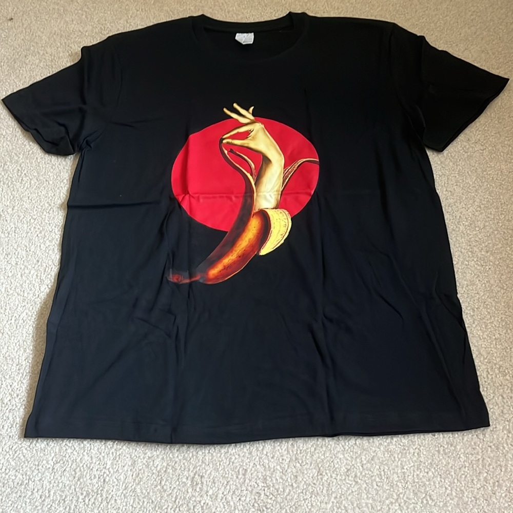 Men's Banana Peel Graphic Tee Size L